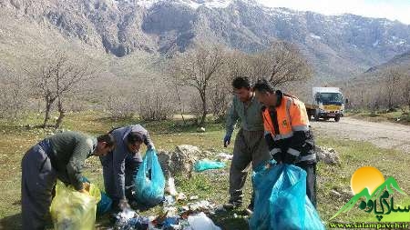 زباله های رها شده در طبیعت شاهو جمع آوری شد