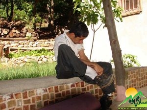 احسن احمدی ، معلول خانقاهی