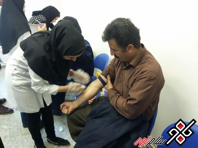 پیوستن شهروندان پاوه ای به شبکه ملی اهداء کنندگان سلولهای بنیادین خون ساز ایران/عکس