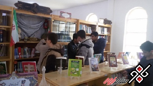 طرح آشتی مدارس و دانش‌آموزان با کتابخانه عمومی وحدت پاوه