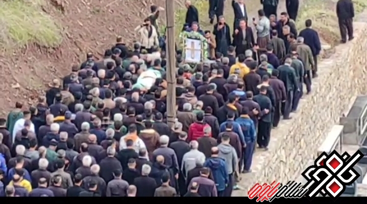 گوشه ای از مراسم تشییع جنازه جمیل نوسودی با حضور عثمان هورامی
